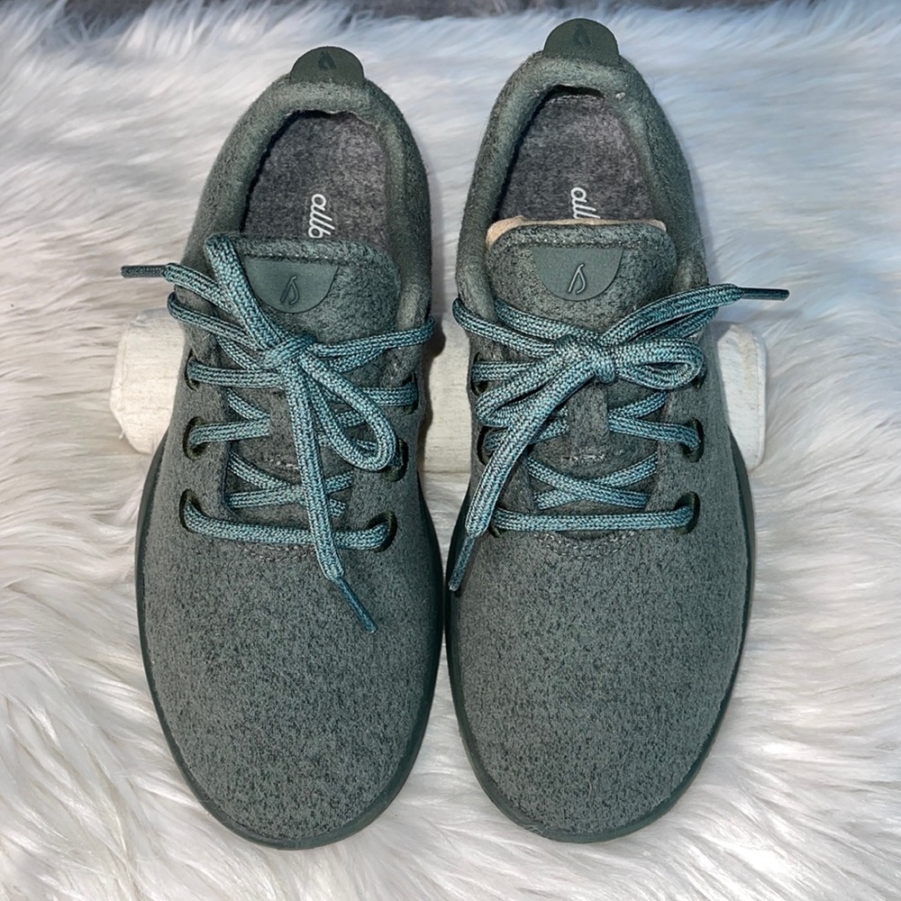 Allbirds Merino Wool Runners Size 7 Tuke Matcha
